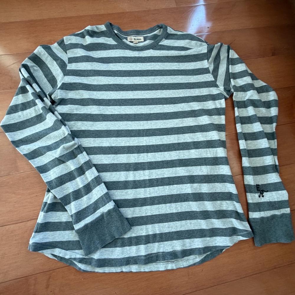 El Real Gray and Silver Striped Long Sleeve Shirt